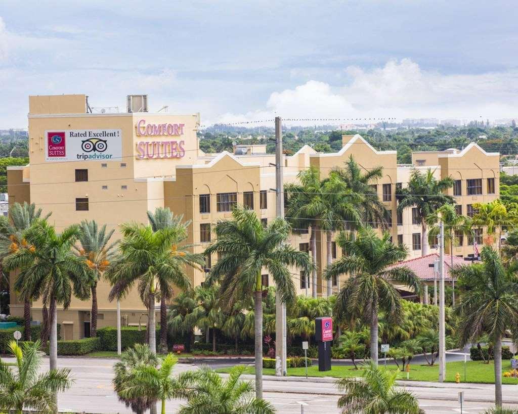 Comfort Suites Miami - Kendall Tamiami Exterior foto